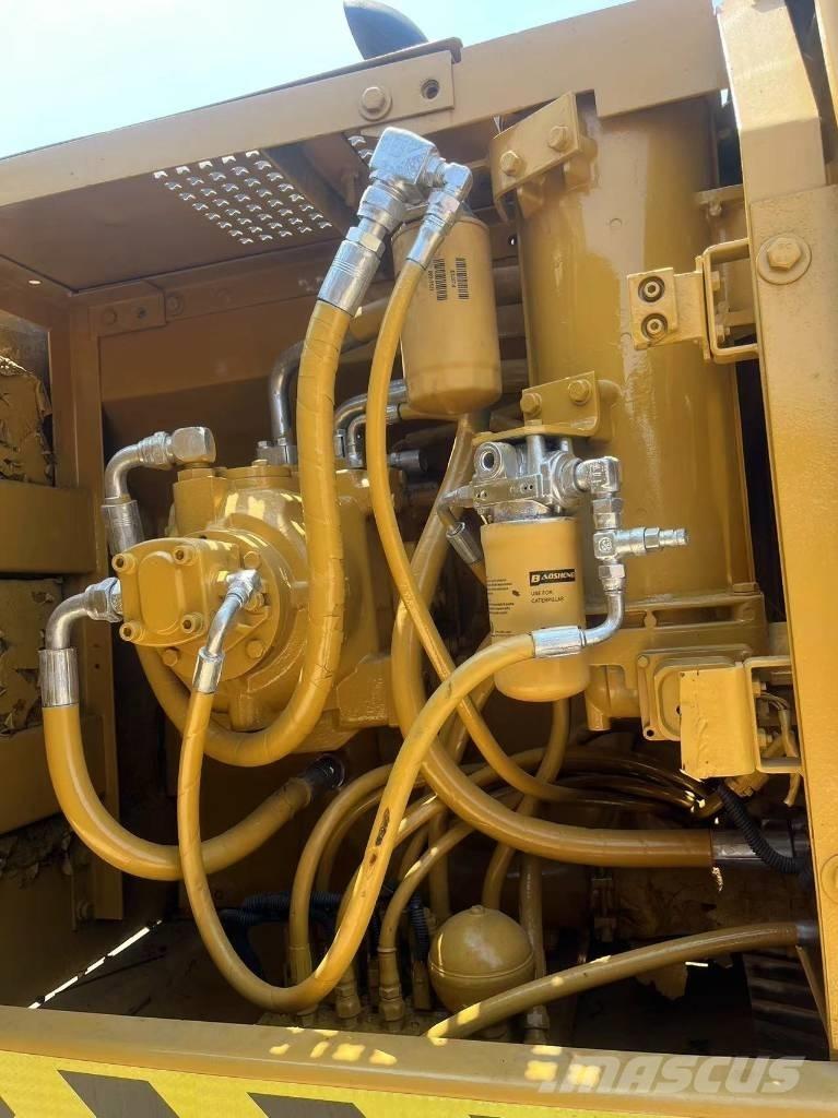 CAT 320 C L Pásová rýpadla