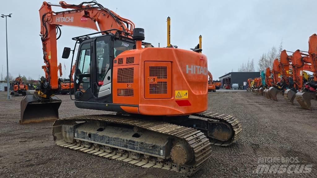 Hitachi ZX 225USLC-6 Pásová rýpadla