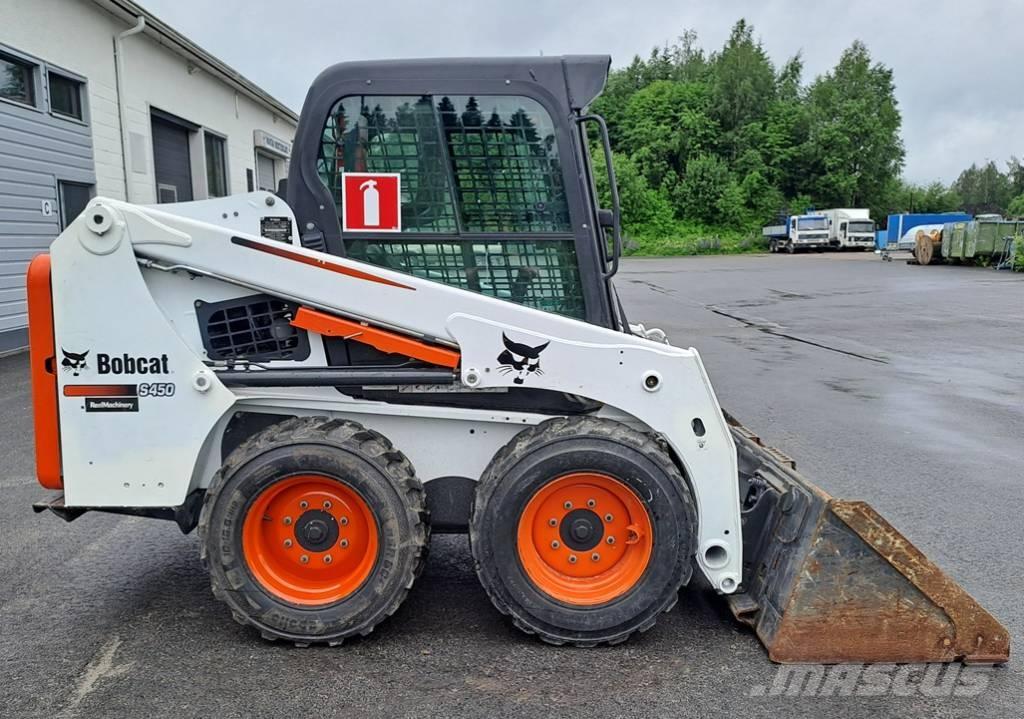 Bobcat S 450 Smykem řízené nakladače