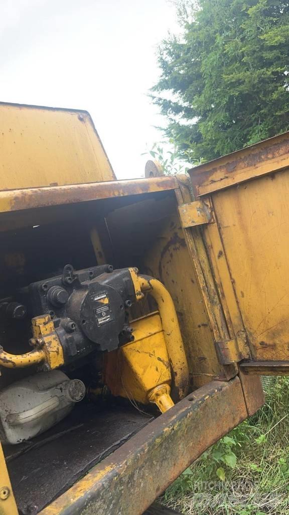 Mitsubishi MS 120 Pásová rýpadla