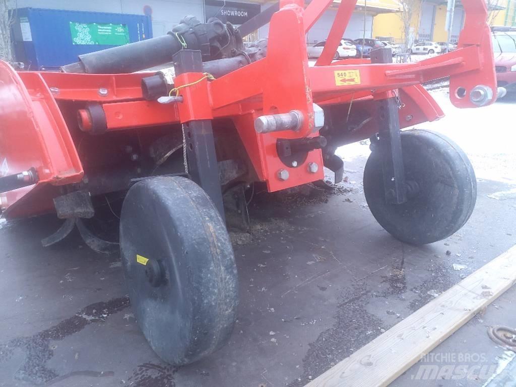 Akpil Freza 210 Rotační brány a půdní frézy
