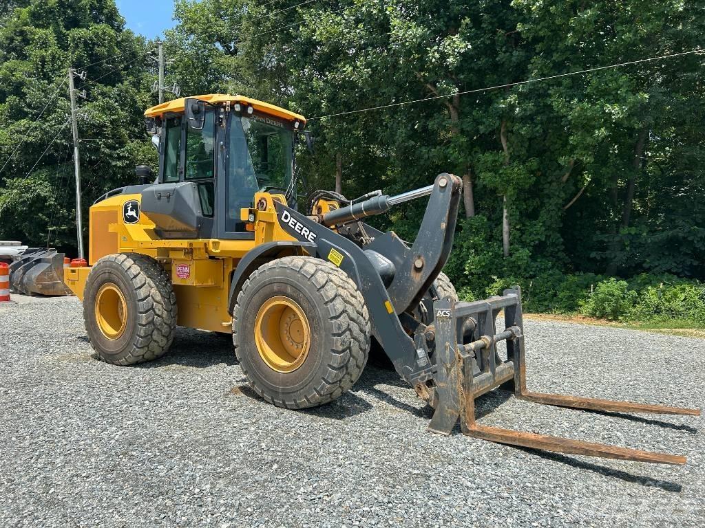 DEERE 544 P Series Kolové nakladače