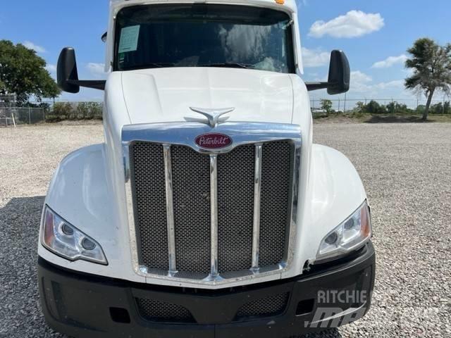 Peterbilt 579 Tahače