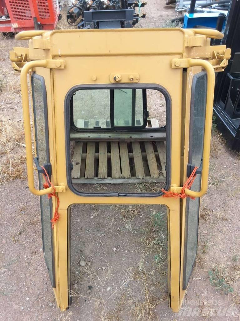 CAT D 8 R Pásové dozery