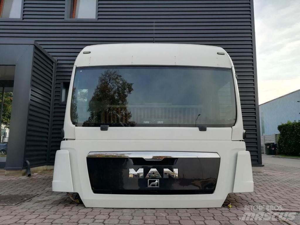 MAN TGX XLX EURO 5 Kabiny a interiér