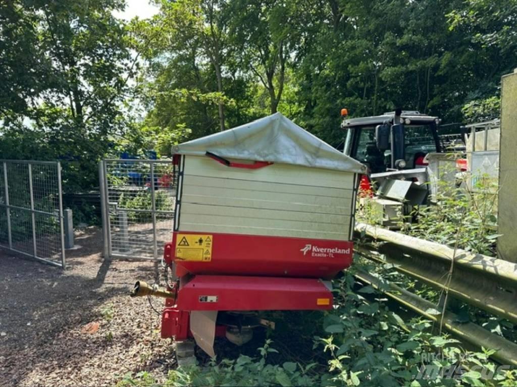 Kverneland TL3900 Rozmetadlo minerálních hnojiv