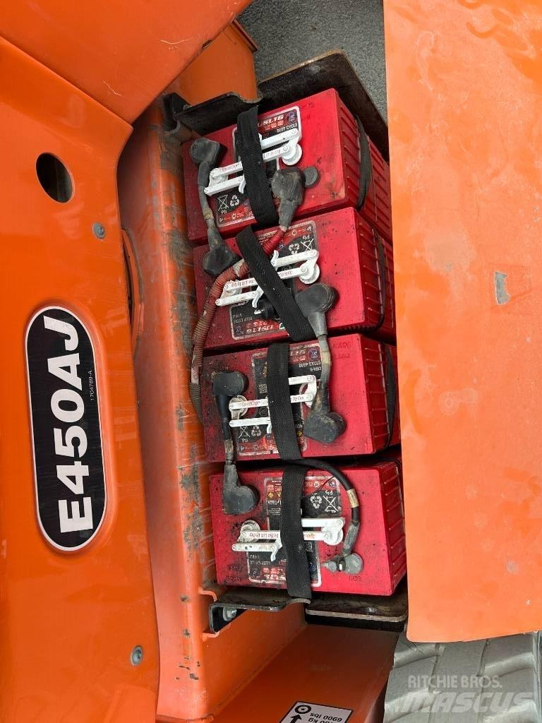 JLG E 450 AJ Kloubové plošiny