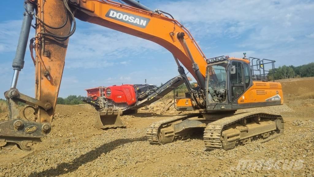 Doosan DX 380 LC - 7 Pásová rýpadla
