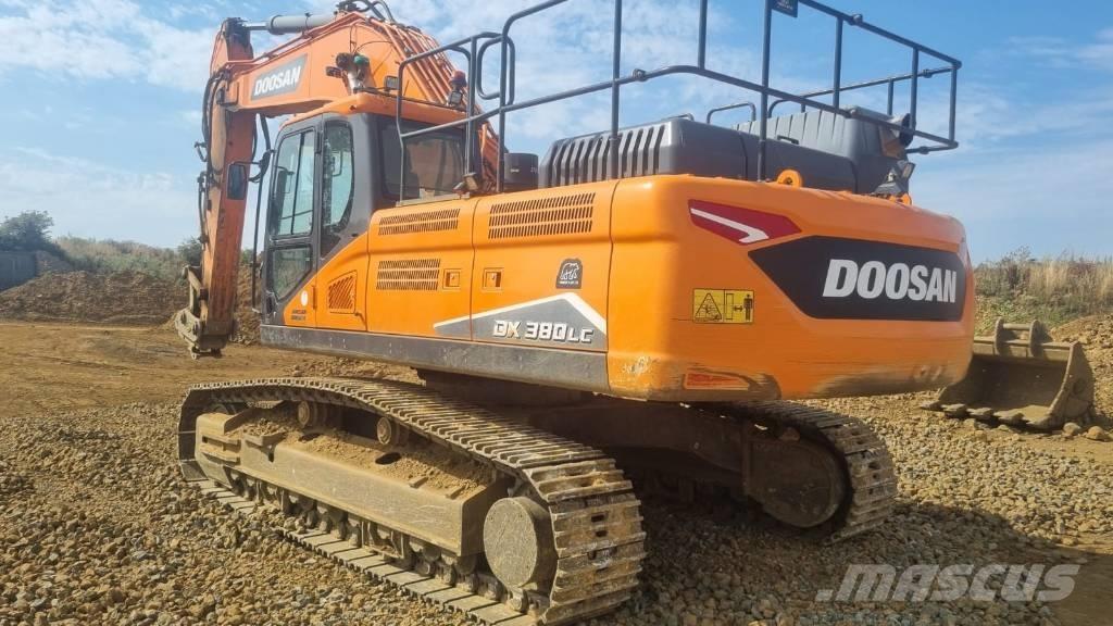 Doosan DX 380 LC - 7 Pásová rýpadla