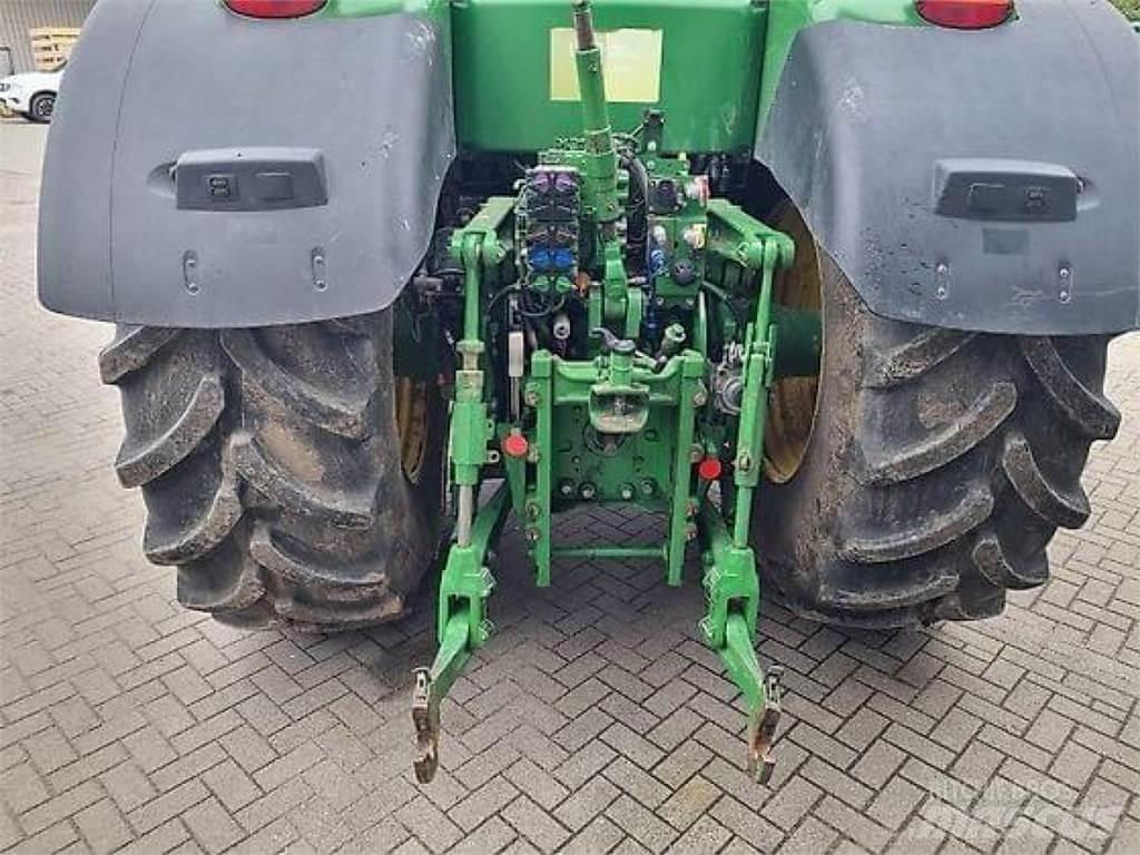 John Deere 7290 R Traktory