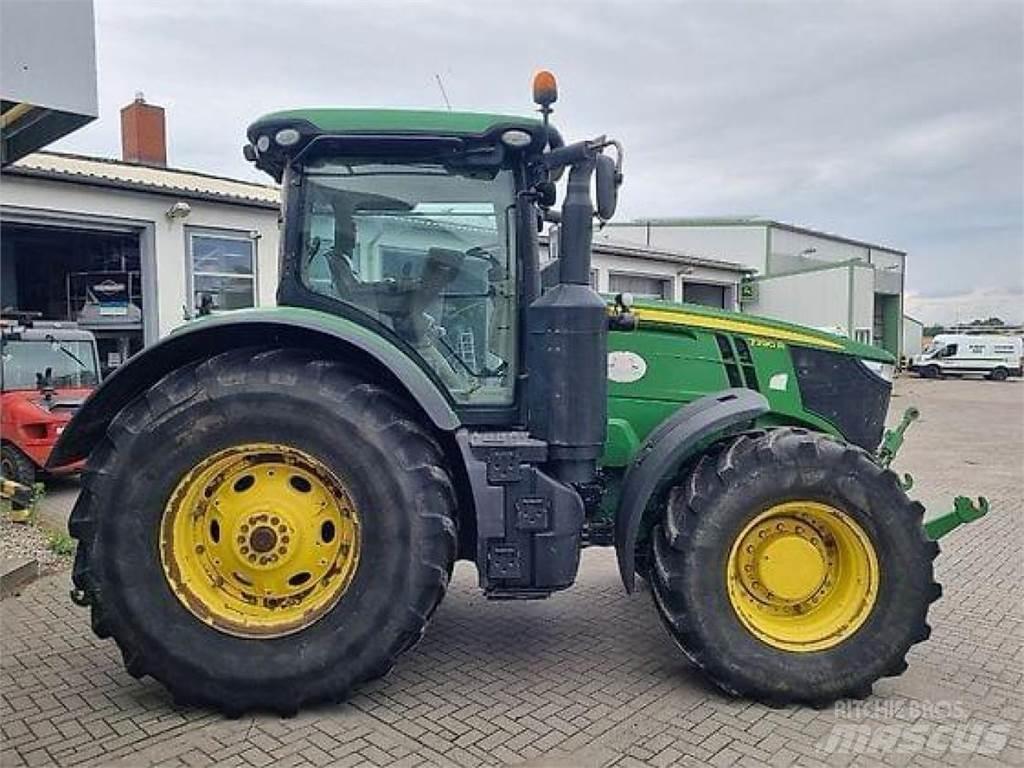 John Deere 7290 R Traktory