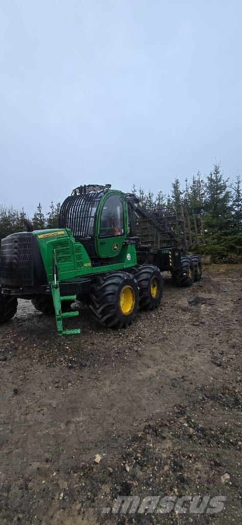 John Deere 1210 E Vyvážecí traktory