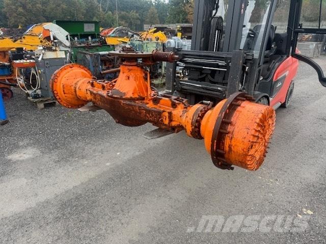 Daewoo Mega 300 III Nápravy