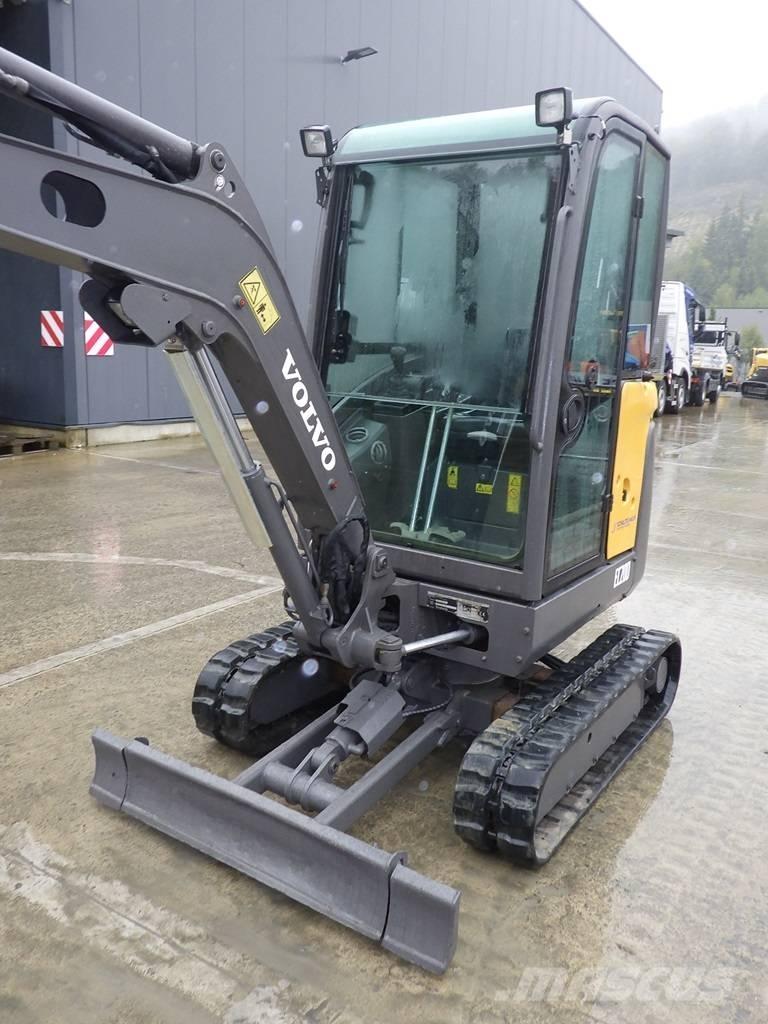 Volvo EC 20 D Mini rýpadla < 7t