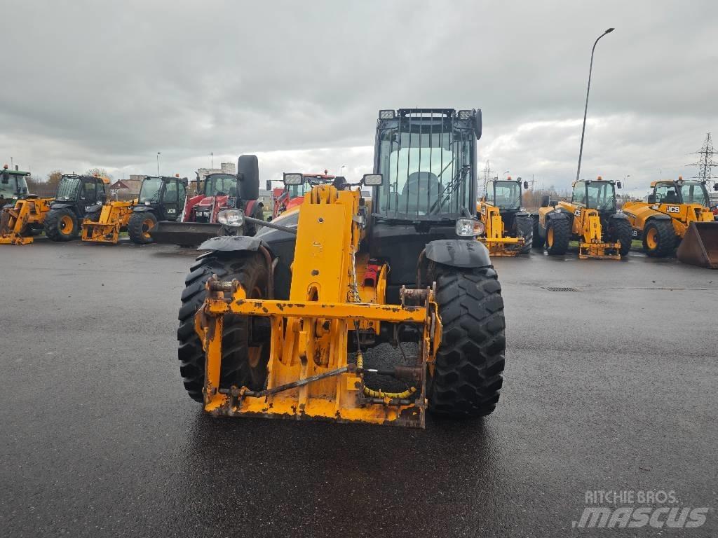 JCB 536-60 Agri Teleskopické nakladače pro zemědělství