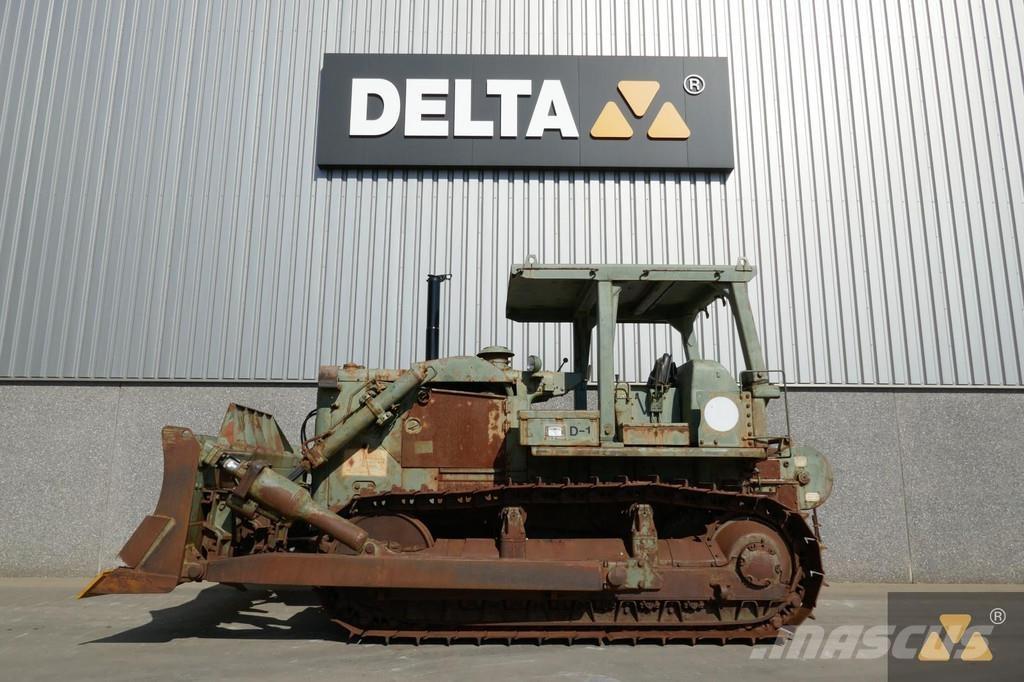 CAT D7F Ex-army Pásové dozery