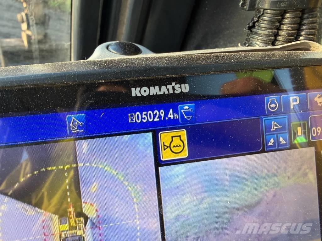 Komatsu PW 148-11 Kolová rýpadla