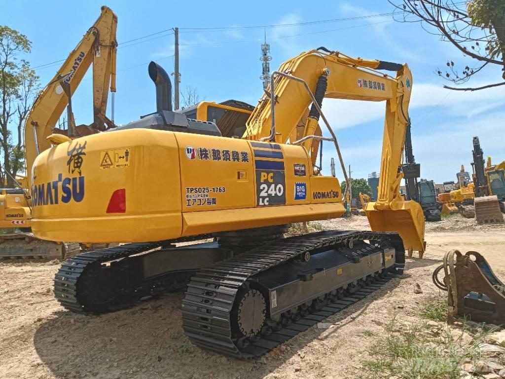 Komatsu PC 240 LC Pásová rýpadla