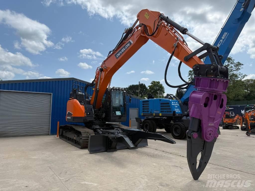 Develon DX 235 LCR-7 Pásová rýpadla