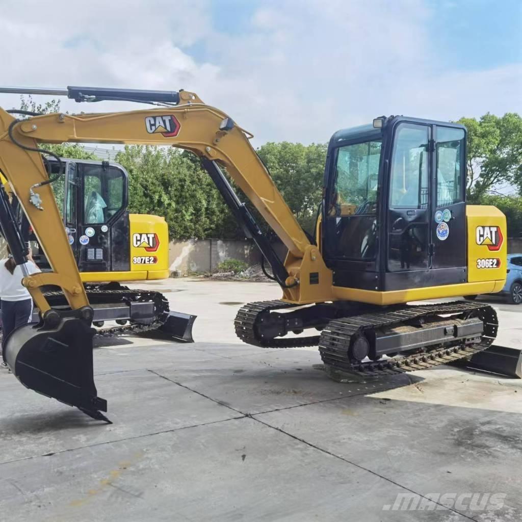 CAT 306E2 Mini rýpadla < 7t