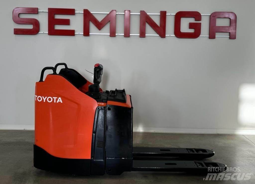 Toyota 10545  LPE200 Nízkozdvižný vozík