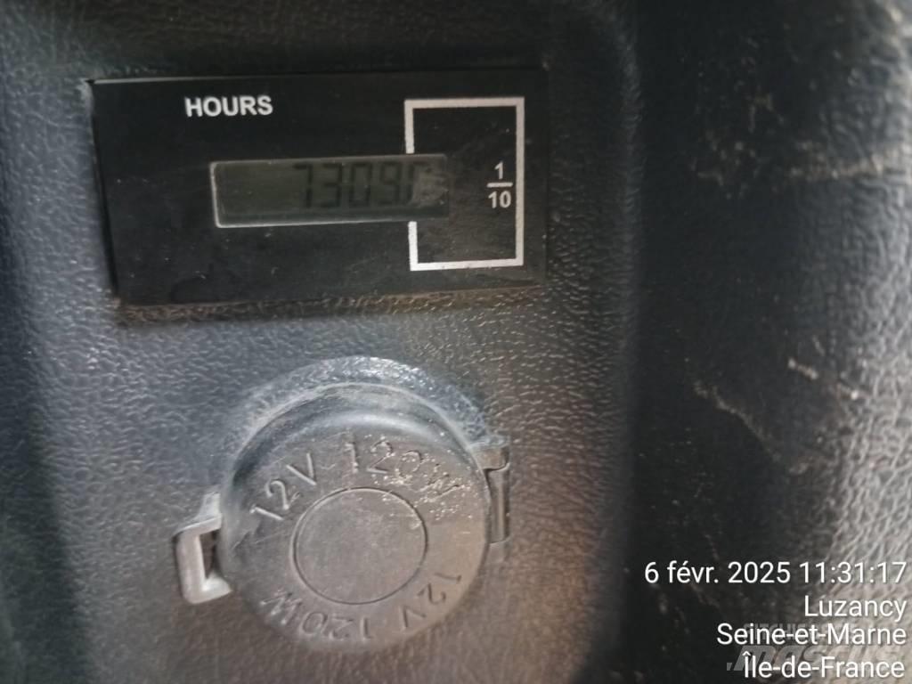 Hyundai HL 960 Kolové nakladače