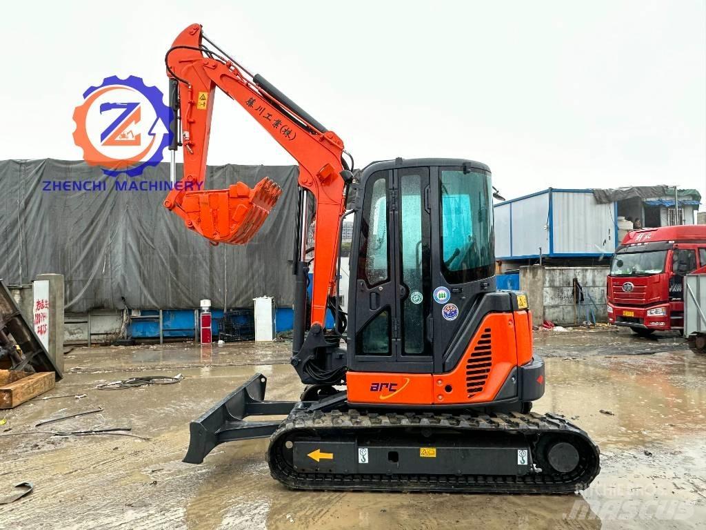 Hitachi ZX 50 Mini rýpadla < 7t