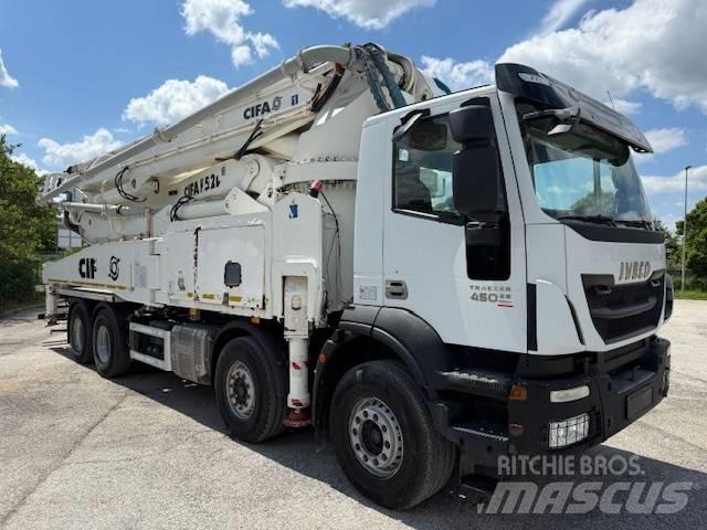 Iveco Trakker 450 Další