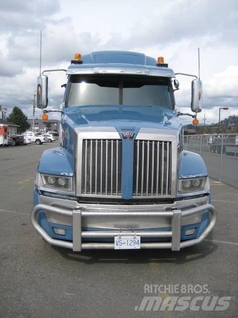 Western Star 5700 XE Tahače