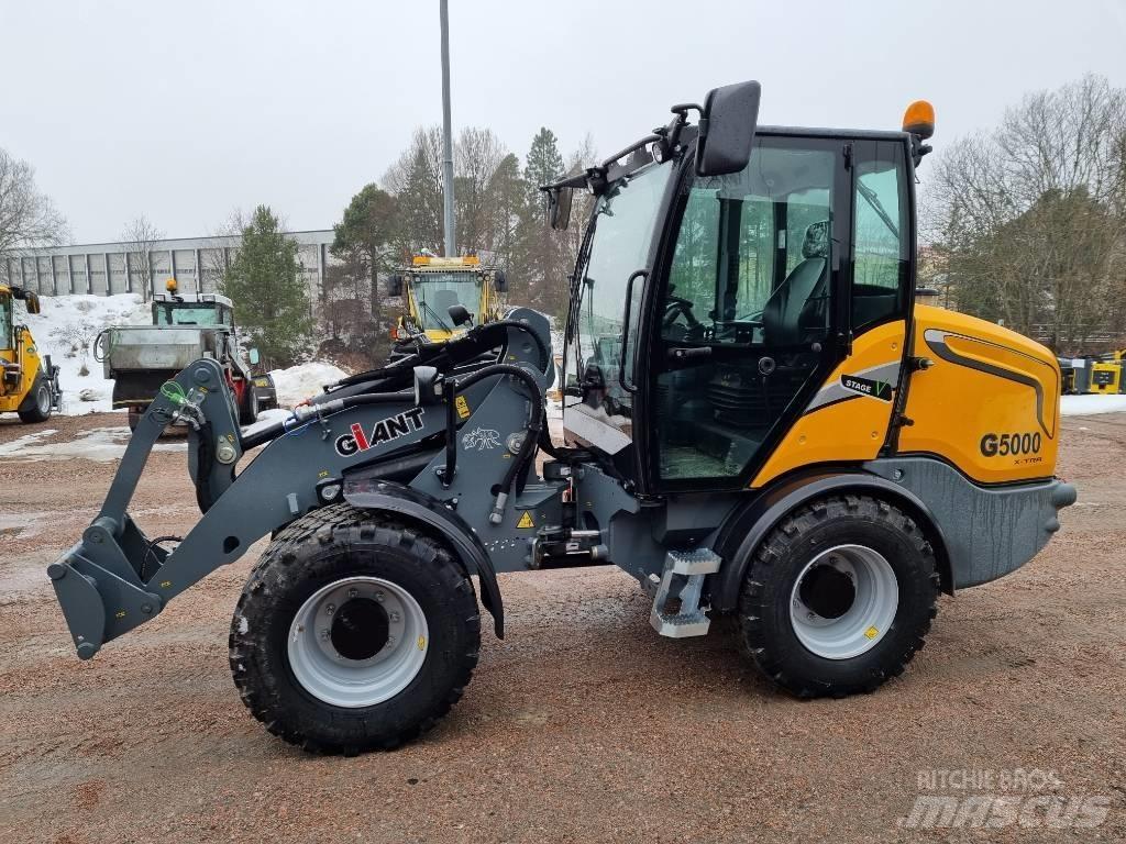 GiANT G 5000 Kolové nakladače