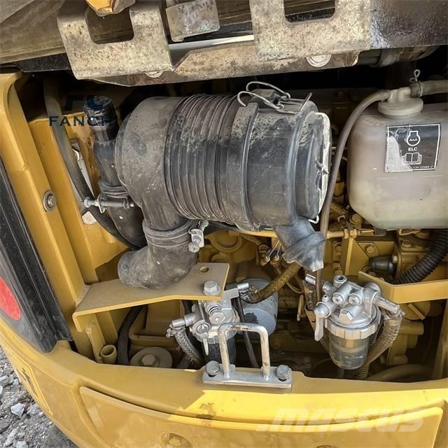 CAT 301.5 CR Mini rýpadla < 7t