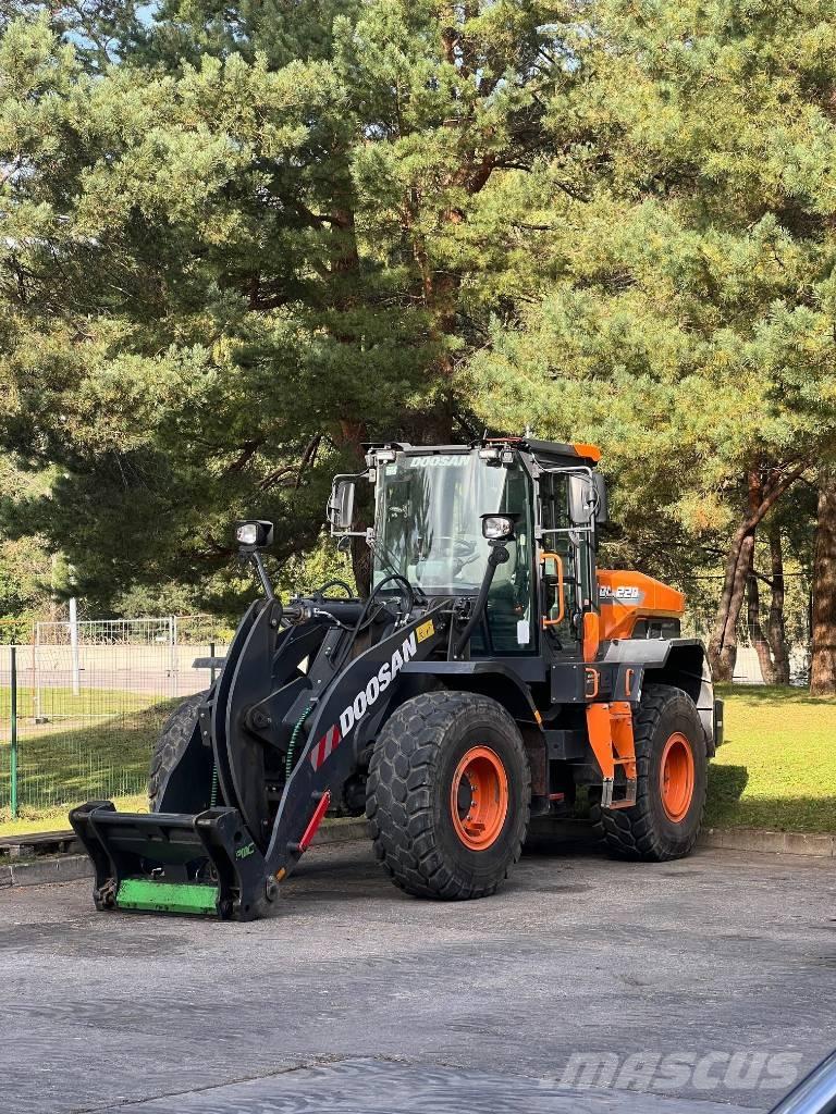 Doosan DL 220-7 Kolové nakladače