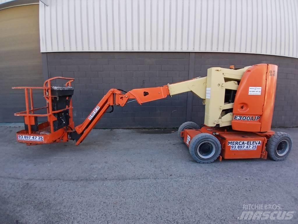 JLG E300AJP Kloubové plošiny