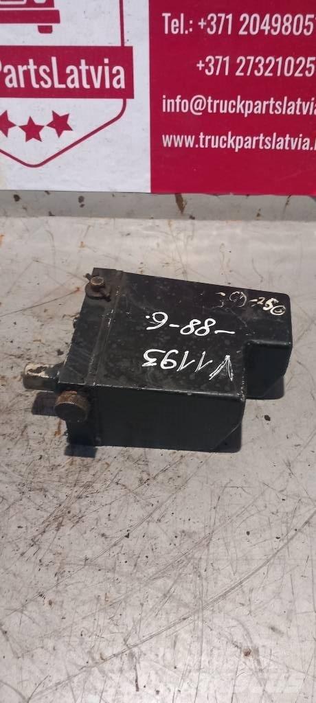 Volvo FH 12.     20917279 Hydraulika