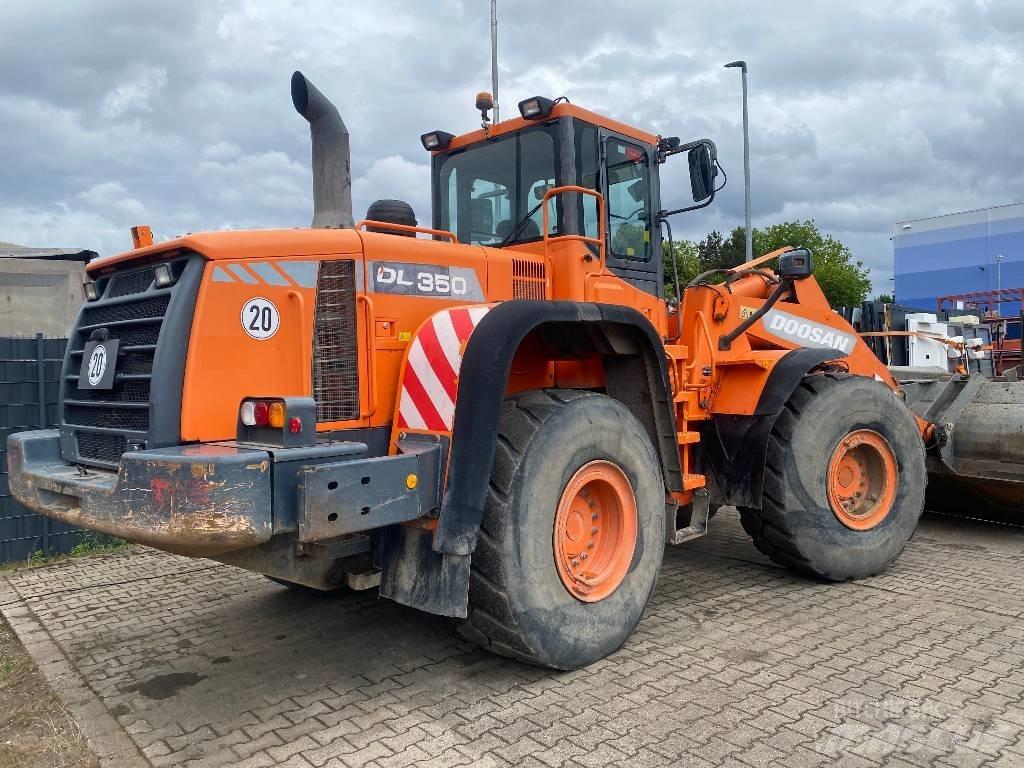 Doosan DL 350-3 Kolové nakladače
