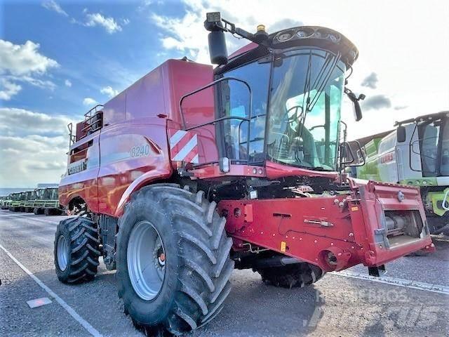 Case IH AF 8240 Sklízecí mlátičky