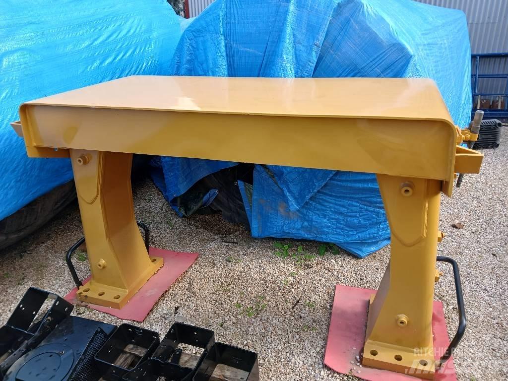 CAT D 10 N Pásové dozery