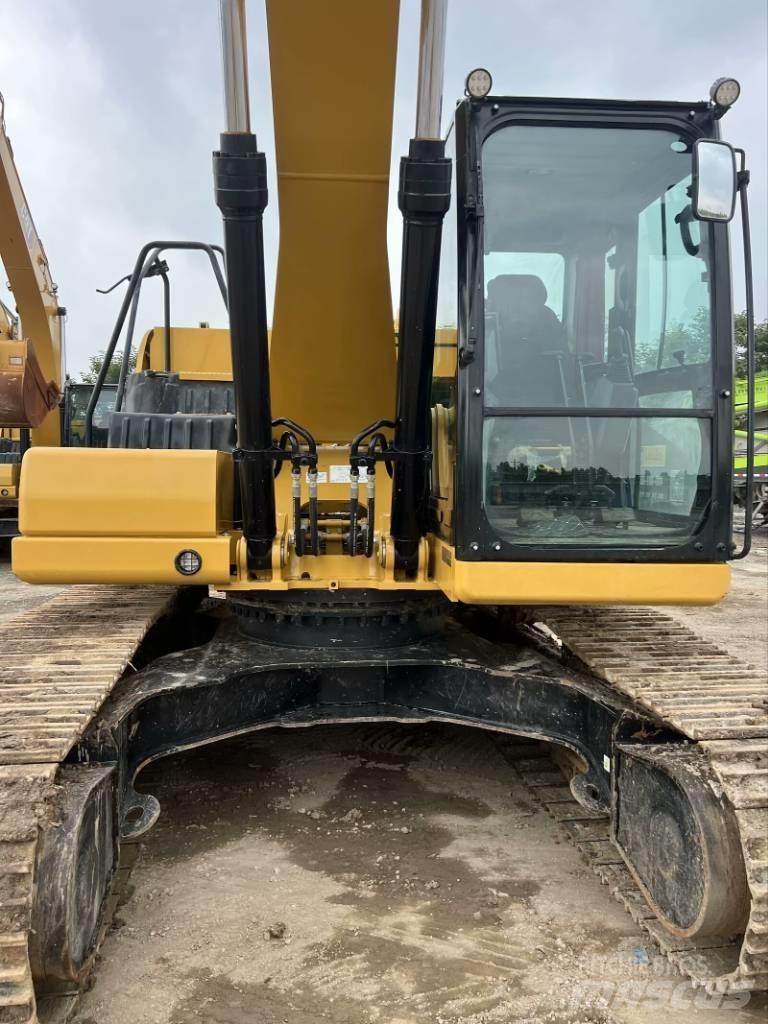 CAT 323 GC Pásová rýpadla