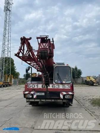 Liebherr LTM 1030 Univerzální terénní jeřáby