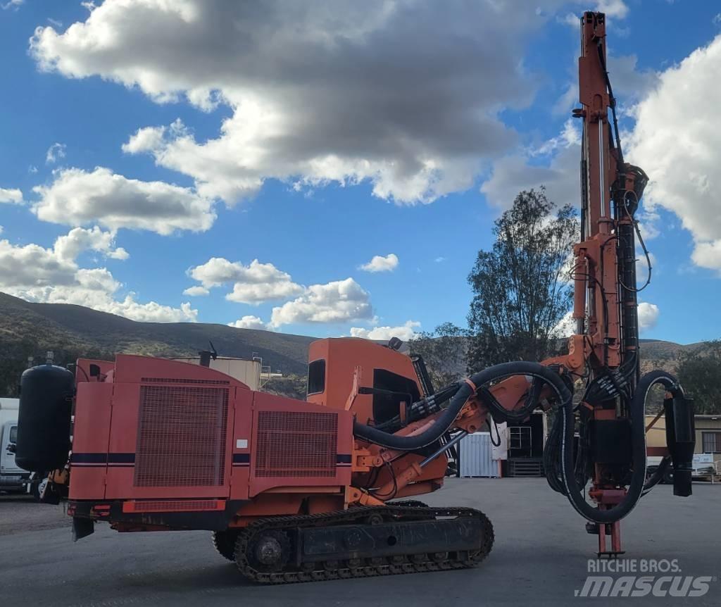 Tamrock PANTERA 1500 Povrchové vrtací stroje