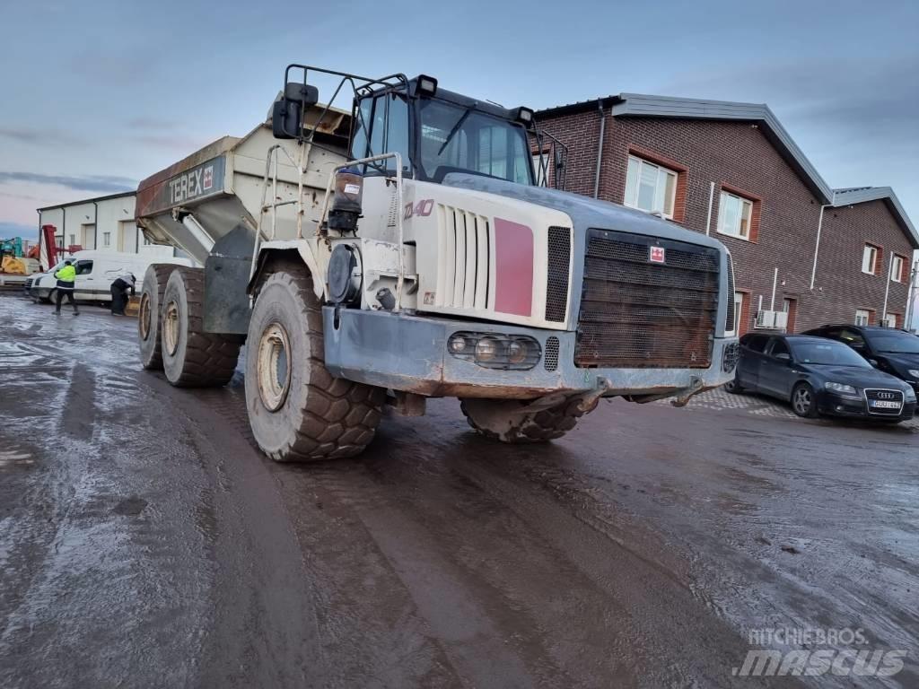 Terex TA 40 6X6 Kloubové dempry