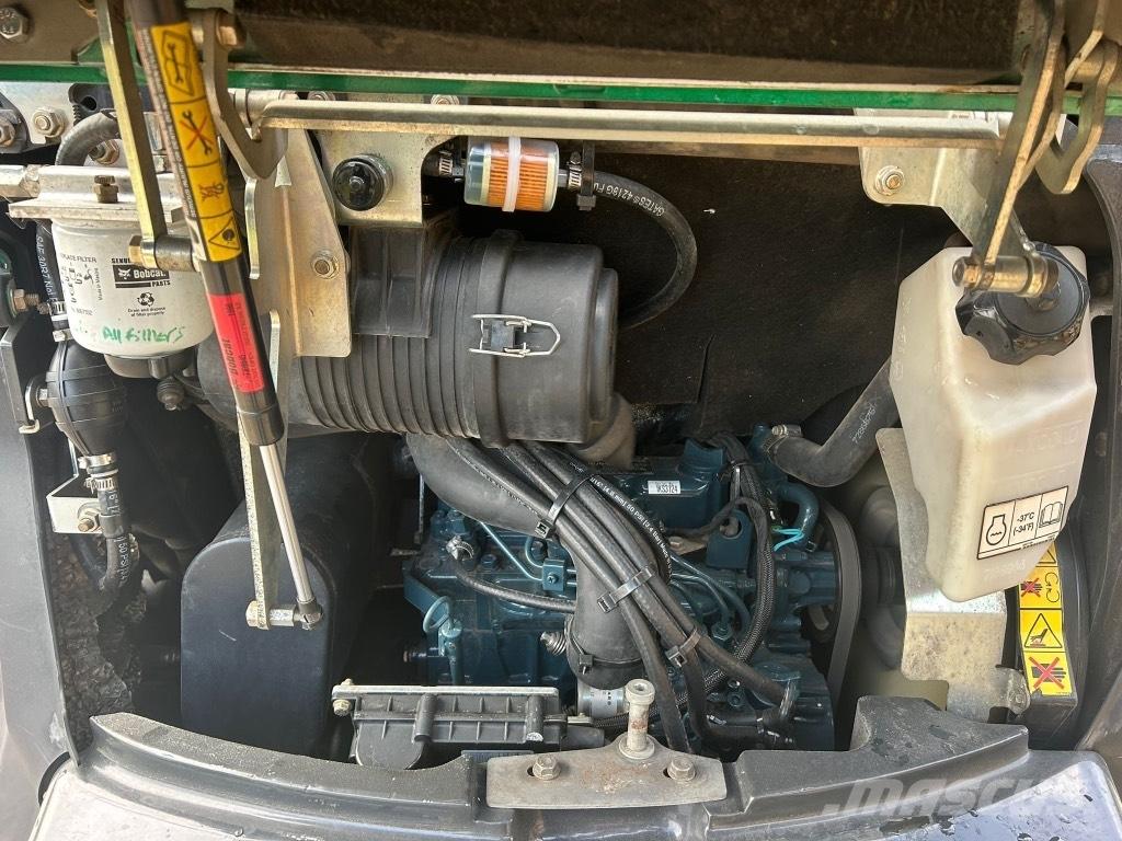 Bobcat E 27z Mini rýpadla < 7t