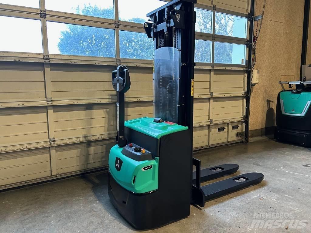 Mitsubishi SBP12N3 Samohybné vozíky