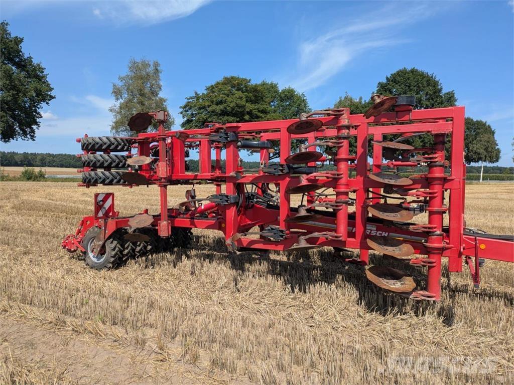 Horsch Tiger 4 MT Kultivátory