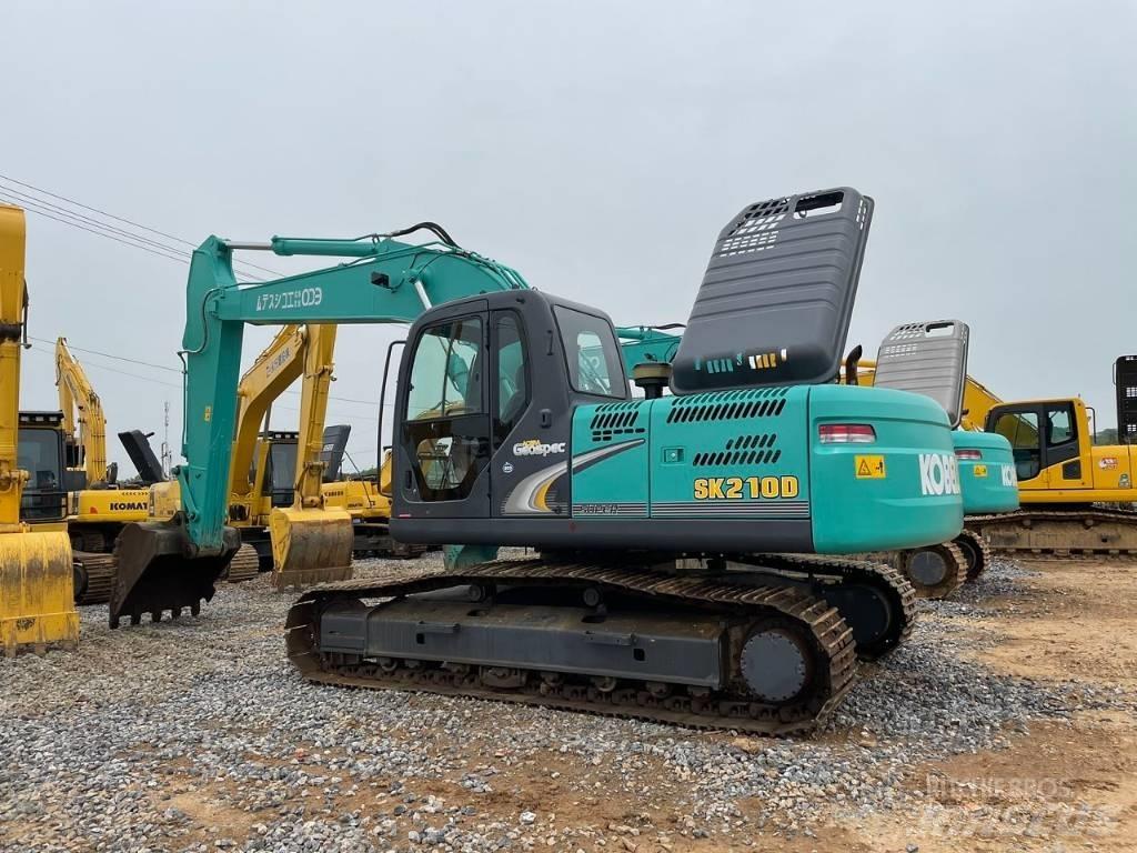 Kobelco SK 210 D Midi rýpadla 7t - 12t