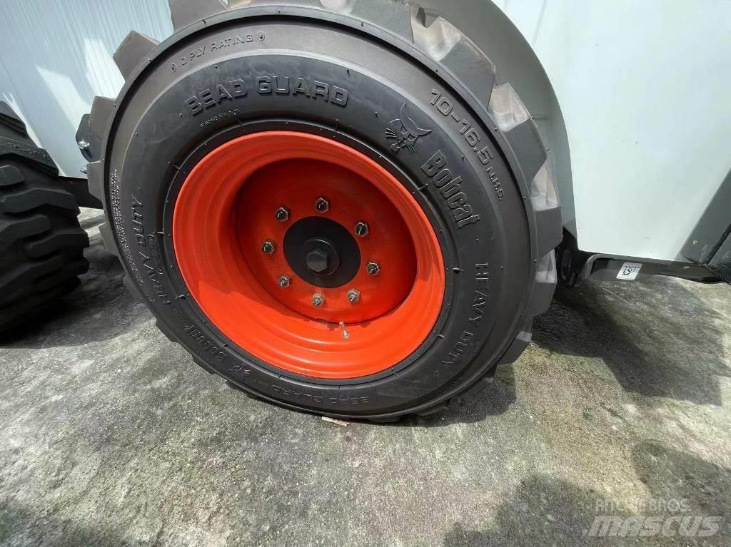 Bobcat S 16 Smykem řízené nakladače
