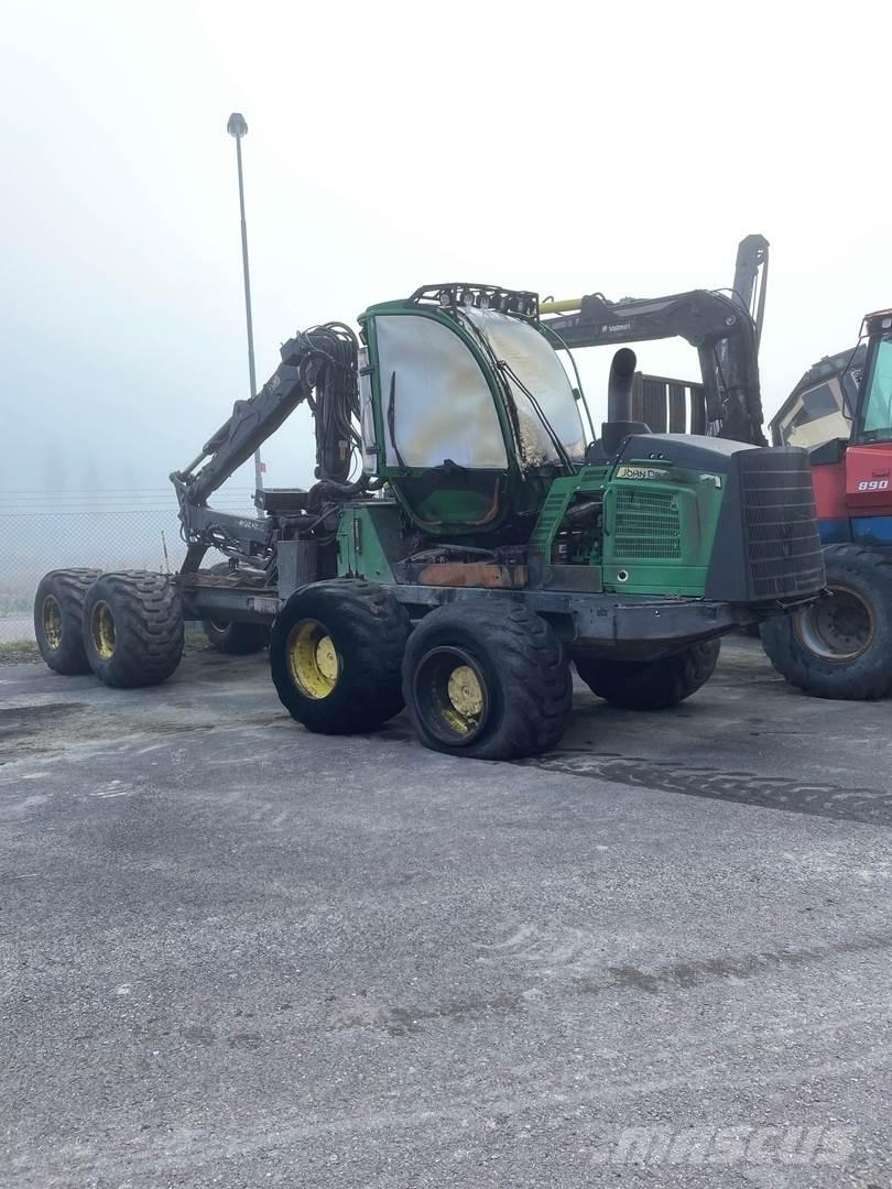 John Deere 1210E Vyvážecí traktory