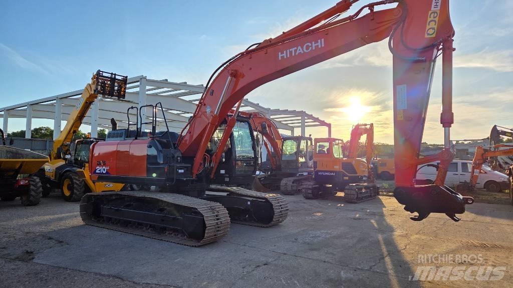 Hitachi ZX 210 Pásová rýpadla