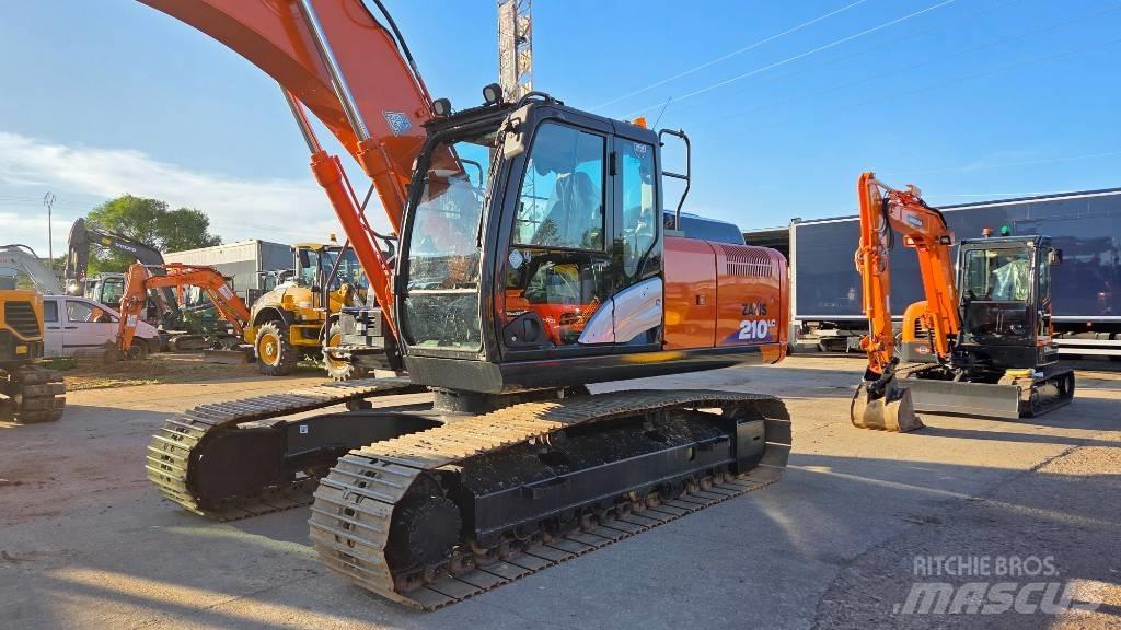 Hitachi ZX 210 Pásová rýpadla