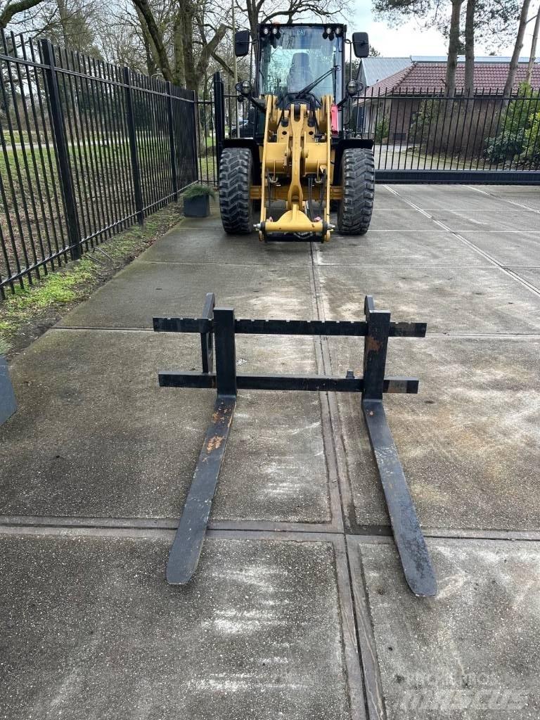 CAT 908 forks Vidlice